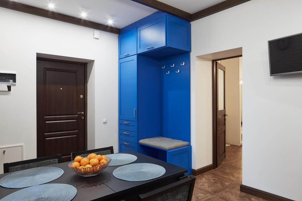 Old House Apartment Lviv Bagian luar foto