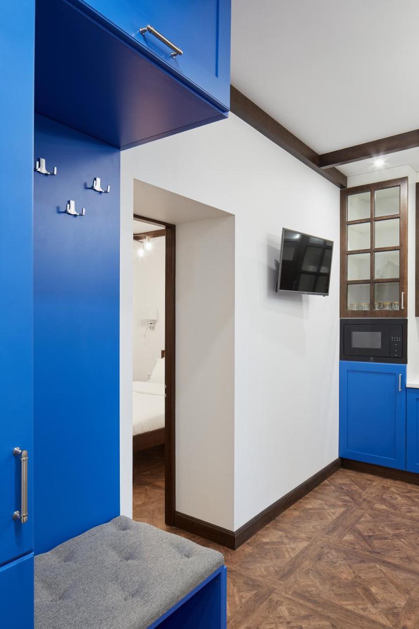Old House Apartment Lviv Bagian luar foto