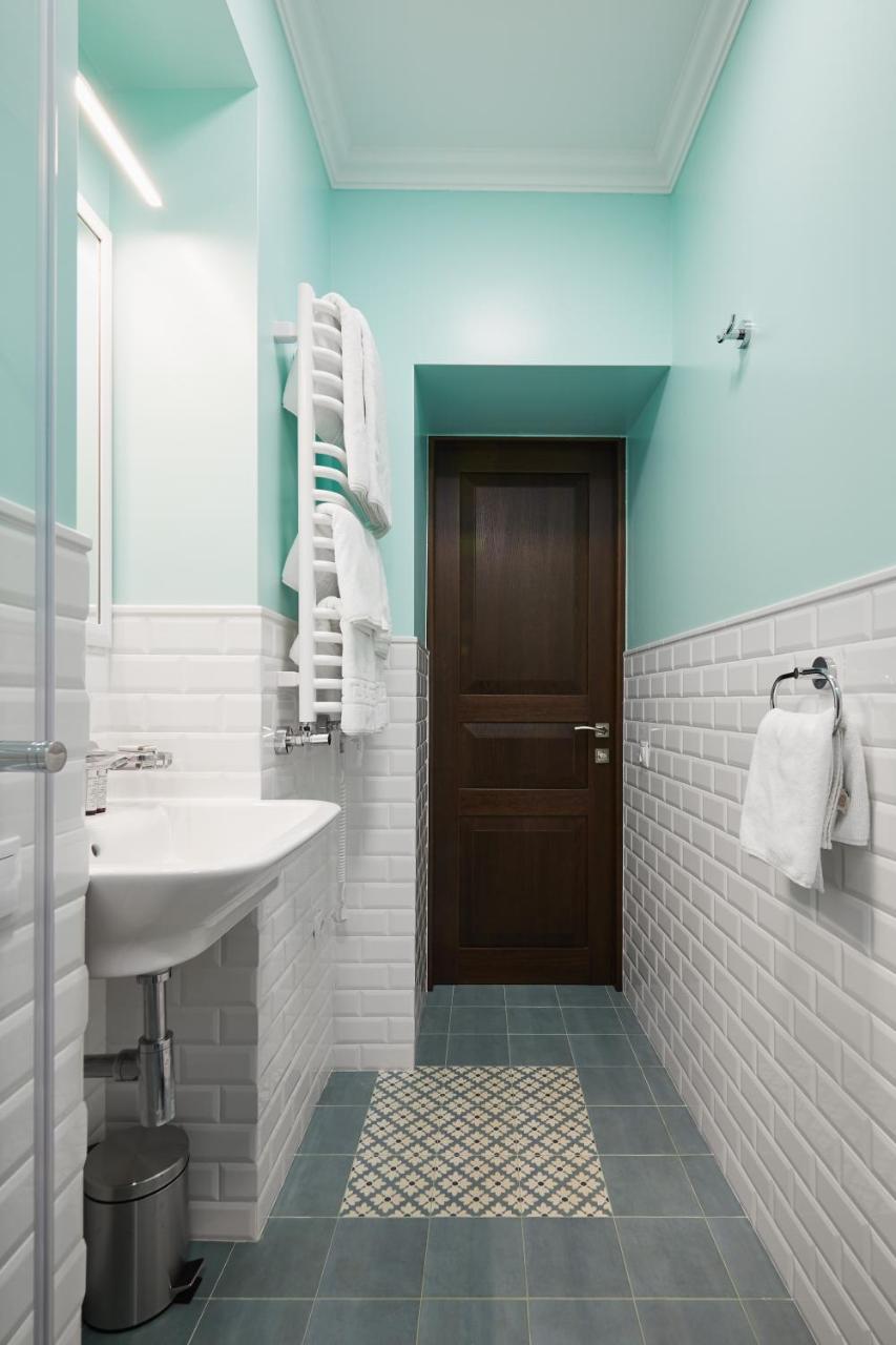 Old House Apartment Lviv Bagian luar foto